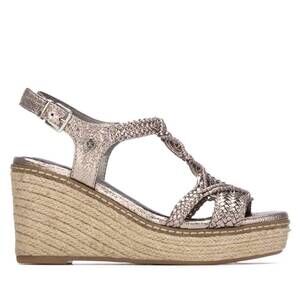NEW XTI women's open-toe faux leather sandals in plumb